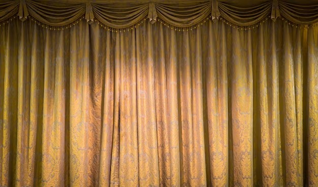 When Should You Use a Double Curtain Rod